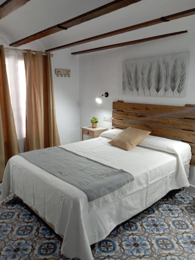 El Manantial Hotell Zahara De La Sierra Exteriör bild